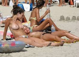 Beach Voyeur Blog: Naked With Friends Beach Voyeur Topless Tanning Naked