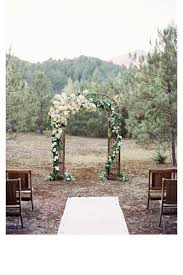 Mariage 35 Idees Deco De Jardin Denichees Sur Pinterest Vermont Wedding Wedding Ceremony Flowers Farm Wedding