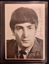 Currency holiday refractors