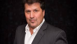 Timothy Hiler's Instagram, Twitter & Facebook