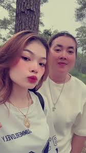 គួខឹងអត់ចឹងៗ ក្រោមស្នាដៃ @sreyneangpn