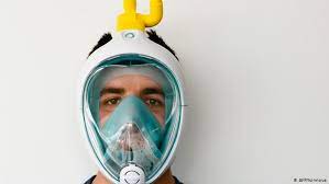 You will find a wide range of diving mask to choose from. Coronavirus Grassroots Project Adapts Snorkeling Masks For Use Against Covid 19 News Dw 02 04 2020