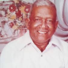 This bright little chap was my great uncle Arthur, born 1889. I have  reasonably clear memories of him since he lived to be 85.