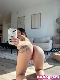 Littlelianna  little_liliana  littlelianna_ Nackte geleakte OnlyFans Foto  69 - Nudogram v2.1