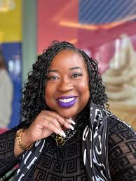 Robin Wiggins (@mzrobinwiggins) • Instagram photos and videos