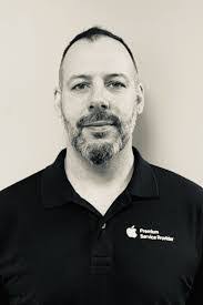 Scott Kirchner's Instagram, Twitter & Facebook