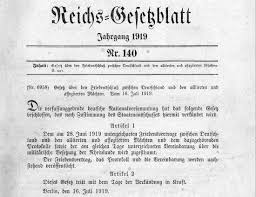 Der versailler vertrag war das offizielle dokument, das den kriegszustand zwischen deutschland und den alliierten und damit den unterzeichnet wurde er am 28. Versailler Vertrag Geschichte Kompakt