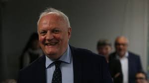 Jump to navigation jump to search. Presidentielle Comment L Inconnu Francois Asselineau A Eu Ses Parrainages L Express