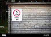 Speed sign 5 mph hi-res stock photography and images - Page 2 - Alamy