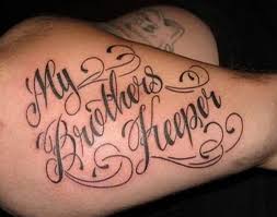 Contoh tato ini ada yang versi tangan full dan nama namun tidak membuang kesan simple yang diberikan. Tato Tulisan Di Lengan Tangan Wild Country Fine Arts