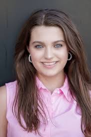 Kendall Babcock's Instagram, Twitter & Facebook