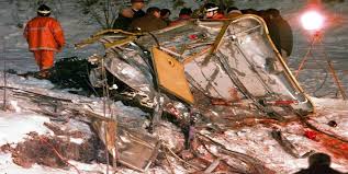 Funivia del cermis nell'agosto del 2014 stazione intermedia al doss dei laresi, tra. Strage Del Cermis 1998 Venti Uccisi Da Caccia Usa Responsabili Senza Processo Vittime Senza Giustizia