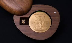 Confira abaixo como está a disputa por medalhas e a classificação dos países: A Embalagem Das Medalhas Olimpicas Rio 2016 Temporal Cerebral Design Blog