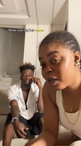 Epic Lip Sync Performance: Tag the Smoking Queen!