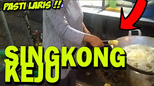 Ubi kayu bernama latin manihot utilissima ini dapat diolah menjadi berbagai jenis kudapan. Resep Singkong Keju Merekah Anti Gagal Youtube