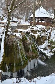 Cascada bigăr a reintrat în circuitul turistic național după ce, în septembrie 2010, revista national geographic a lansat un album de fotografii din românia. Cascada Bigar Iarna 2 Great News