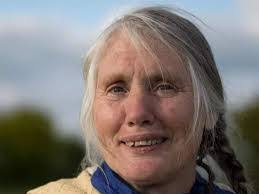 Hilary Healy's Instagram, Twitter & Facebook