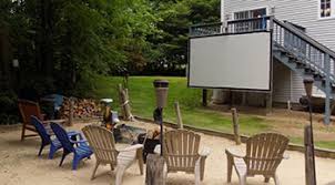 Summertime is great for a backyard movie night! How To Build A Projector Screen At Home Carl S Place