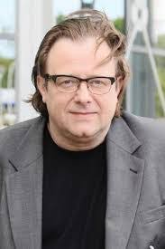 Robert Lis's Instagram, Twitter & Facebook