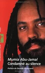 Condamné au silence