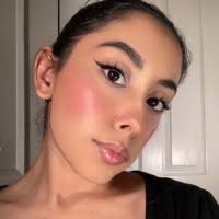 1700+ "Zeledòn" profiles