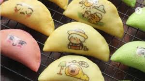 Helooo, kali ini nyobain martabak lenggang atau kadang disebut juga karipap apam. Resep Martabak Lipat Sajian Lucu Untuk Si Kecil Saat Libur Nataru