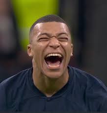 Evie Walsh (@eviejwalsh)