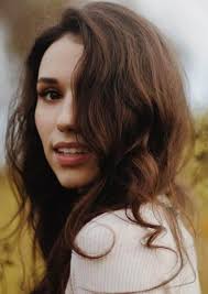 Fan Casting Allison Williams as Lucy fleming in Hanna fleming paranormal  detective