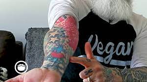 Receive free shipping on orders $35+! The 10 Best Tattoo Sunscreens For 2021 Protect Your Tattoos From Fading Saved Tattoo