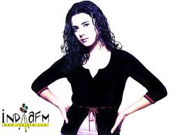 Dil chahta hai released a month later after lagaan which was also a big hit of aamir khan and was still going house full when dil chahta hai released. Dil Chahta Hai 2001 Wallpapers Dil Chahta Hai 2001 Hd Images Photos Preity Zinta 24 Bollywood Hungama