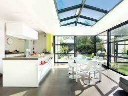cuisine 14 idees d implantations originales veranda cuisine maison piscine moderne extension maison