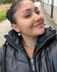 Esmeralda Duque Maria (@iznarud.2009) • Instagram photos and videos