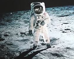 Neil armstrong was buried at sea on sept. Neil Armstrong 1930 2012 Nasa 7x Apollo 11 Apollo 8 Catawiki