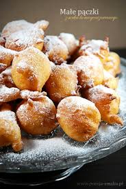 Do miski wsypujemy mąkę, proszek do pieczenia, cukier. Male Paczki Z Serka Homogenizowanego Blyskawiczne Poezja Smaku