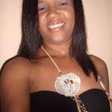 Helen Cordeiro's Instagram, Twitter & Facebook