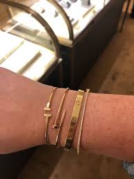 Narrow Wire Or Wire Bracelet In 2020 Luxe Jewelry Jewelry Trends Gold Bracelets Stacked
