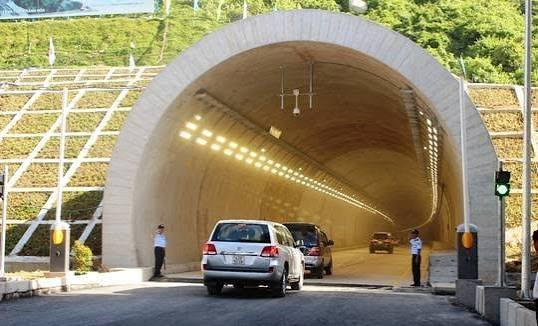 Giải pháp bố trí đèn chiếu sáng hầm đường bộ - ÁNH SÁNG VÀ CUỘC SỐNG