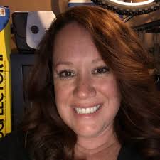 Holly Groves White (@hollymariewhite)