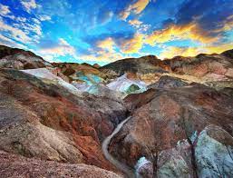 See all things to do. Death Valley S Artists Palette Painted Hills Resist The Mundane