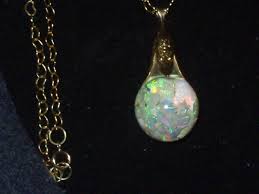 14k Floating Opal