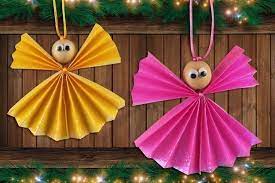 Replier les deux côtés sur le dos de l'ange pour fermer la décoration de noël. Anges De Noel En Papier Noel 10 Doigts