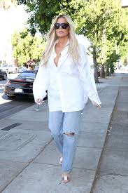 Khloe kardashian street style in a oversized baby pink hoodie out and about in los angeles, autumn winter 2020. Keep Up With Khloe Kardashian In A Pink Corset Top Celebrity Style Guide