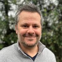 Desiree Mendonca's Instagram, Twitter & Facebook