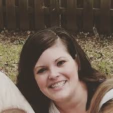 Marci Skinner's Instagram, Twitter & Facebook