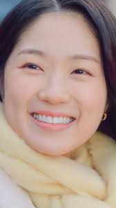 JAJA, se pasan! Las travesuras no tuvieron límites con la visita de  #Belinda, tanto así que Montserrat terminó bailando con la más fea 🤣🤣 📺✨  #MontseYJoe por #Unicable