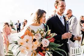 Include them in your spray, and you'll instantly imbue your florals with a summery aesthetic. Best Of 2018 Bouquets Florals Nouba Com Au Best Of 2018 Bouquets Florals