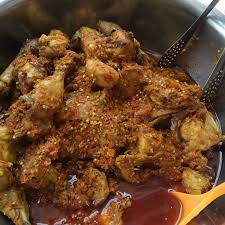 Rica daging sapi kita masak dengan banyak cabe sehingga rasanya pedas tapi bikin ketagihan pengen nambah nasi lagi dan lagi. Jual Ayam Rica Rica Dan Gulai Sapi Pedas Jakarta Utara Warung Ayam Cabe Tokopedia