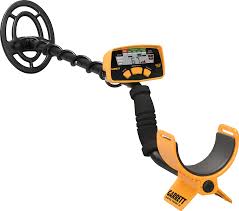 With extreme depth and maximum sensitivity on all gold, the innovative gpz 7000 gold detector takes you to the next level of gold detection. Guide To The Best Metal Detectors Of 2021 Metaldetector Com