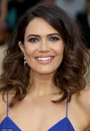 Awards season 2018 red carpet beauty tips