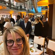 What an amazing night! Thank you @christielove505! Such an extraordinary  installation by @gkstudio inspired by the brave, powerful historic moment  by Olympic champion @tommiesmith68. Well done Smithsonian Museum of Modern  Art.